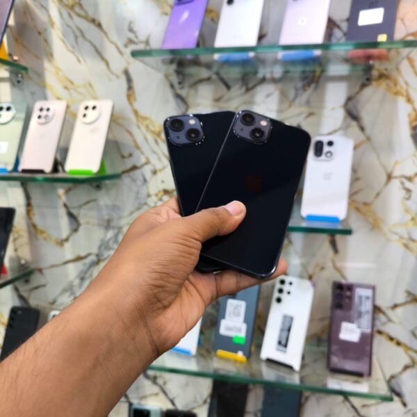 iPhone 13